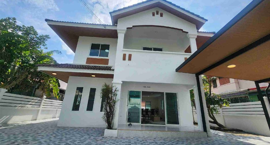Haus zum Kauf mit 4 Zimmer in Min Buri, Bangkok