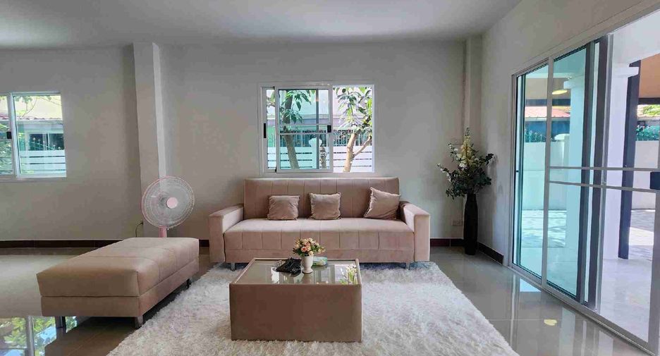 Haus zum Kauf mit 4 Zimmer in Min Buri, Bangkok