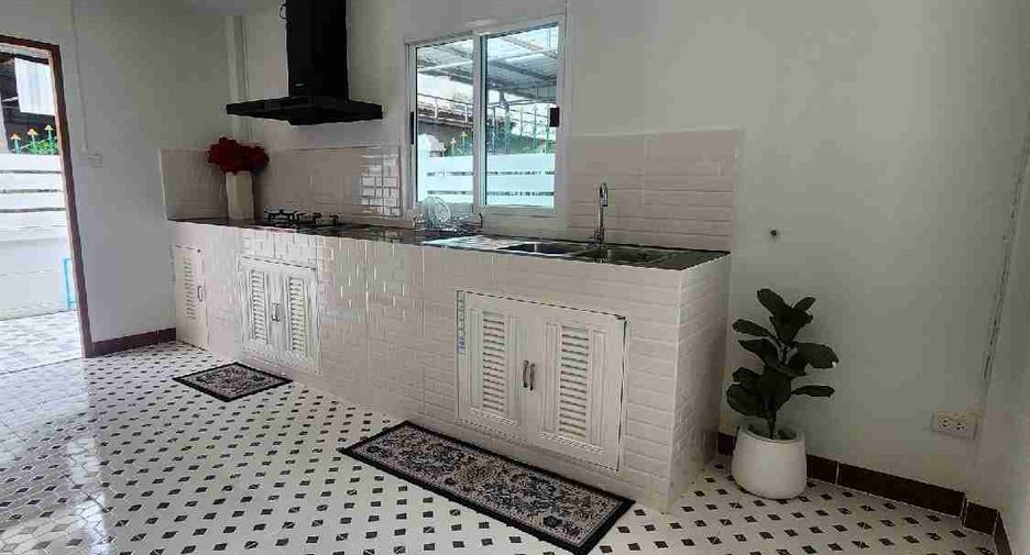 Haus zum Kauf mit 4 Zimmer in Min Buri, Bangkok