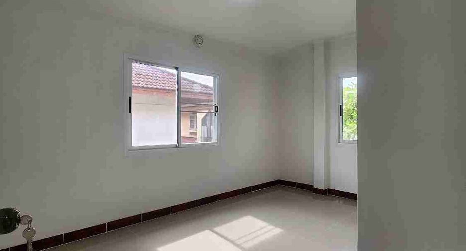 Haus zum Kauf mit 4 Zimmer in Min Buri, Bangkok
