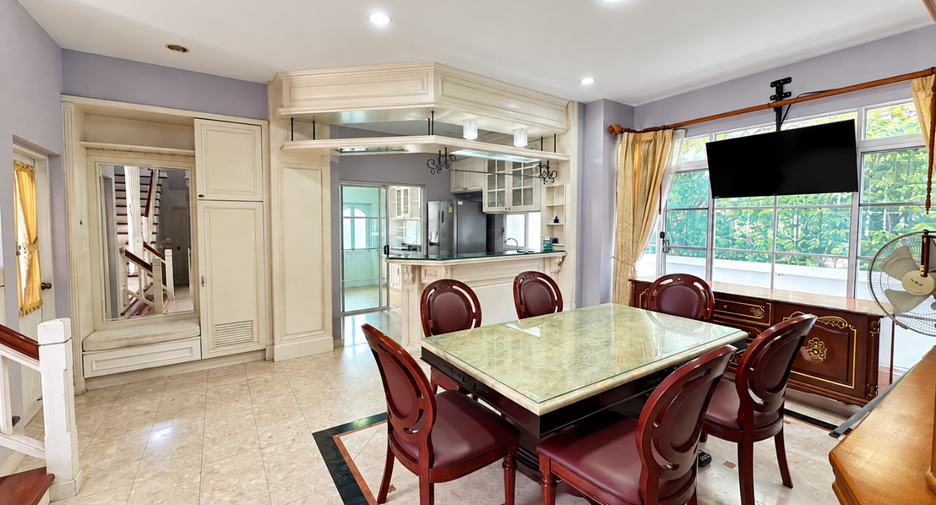 For rent 4 bedrooms house in Prawet, Bangkok
