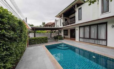 For rent 6 bedrooms villa in Bang Lamung, Chonburi