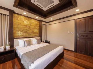 For rent 6 bedrooms villa in Bang Lamung, Chonburi