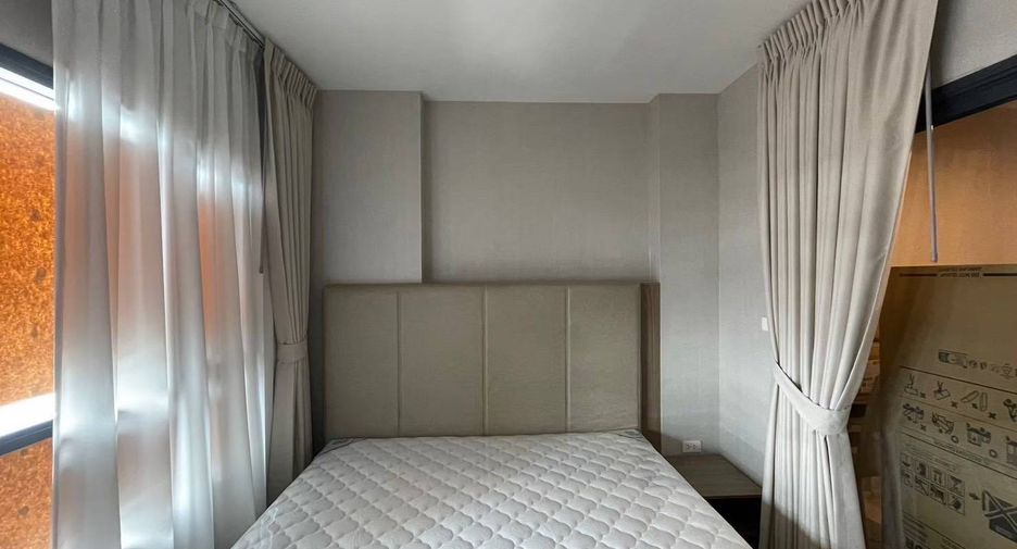 Condo en alquiler de 1 habitaciones en Bangkok Yai, Bangkok