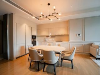 Condo en alquiler y en venta de 2 habitaciones en Pathum Wan, Bangkok
