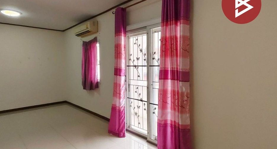 For sale 2 bedrooms townhouse in Mueang Samut Sakhon, Samut Sakhon