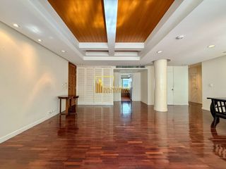 À louer 2 chambres appartement à Pathum Wan, Bangkok