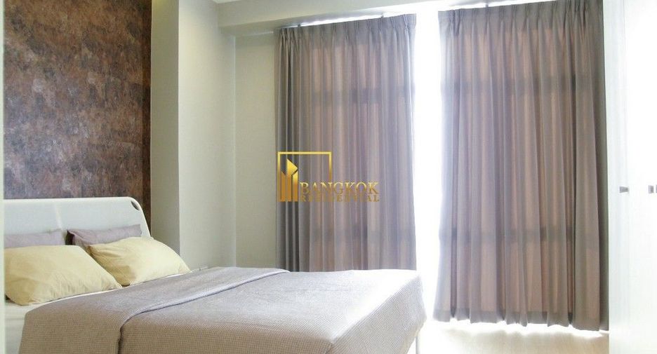 À louer 2 chambres condo à Pathum Wan, Bangkok