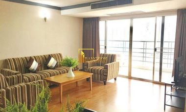 For rent 3 bedrooms condo in Khlong Toei, Bangkok