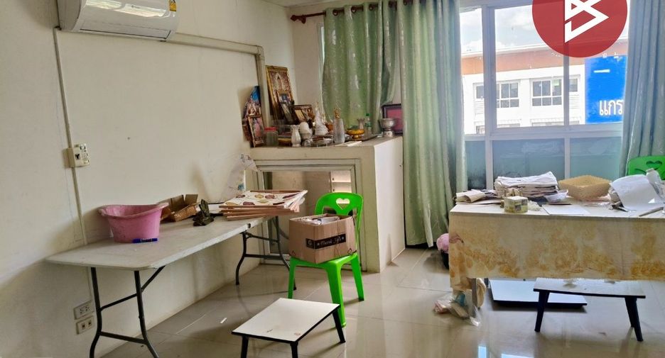 À vendre 2 chambres local commercial à Mueang Khon Kaen, Khon Kaen