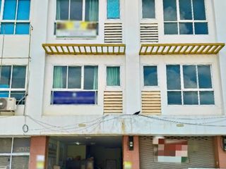 À vendre 2 chambres local commercial à Mueang Khon Kaen, Khon Kaen