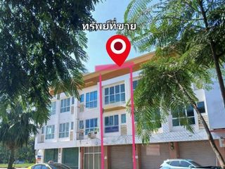 À vendre 2 chambres local commercial à Mueang Khon Kaen, Khon Kaen