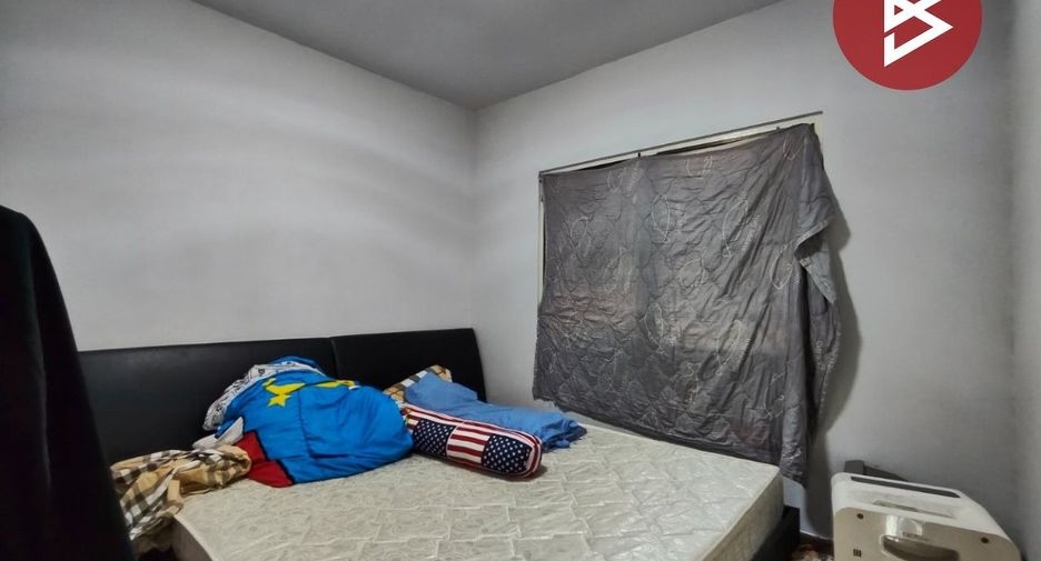 For sale 3 bedrooms townhouse in Khlong Luang, Pathum Thani