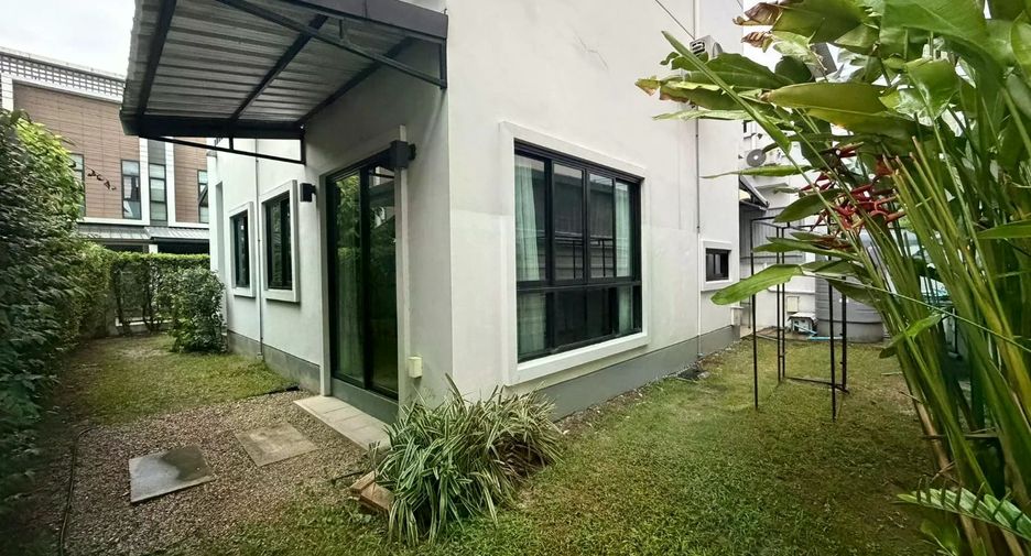 For rent 3 bedrooms house in Saraphi, Chiang Mai