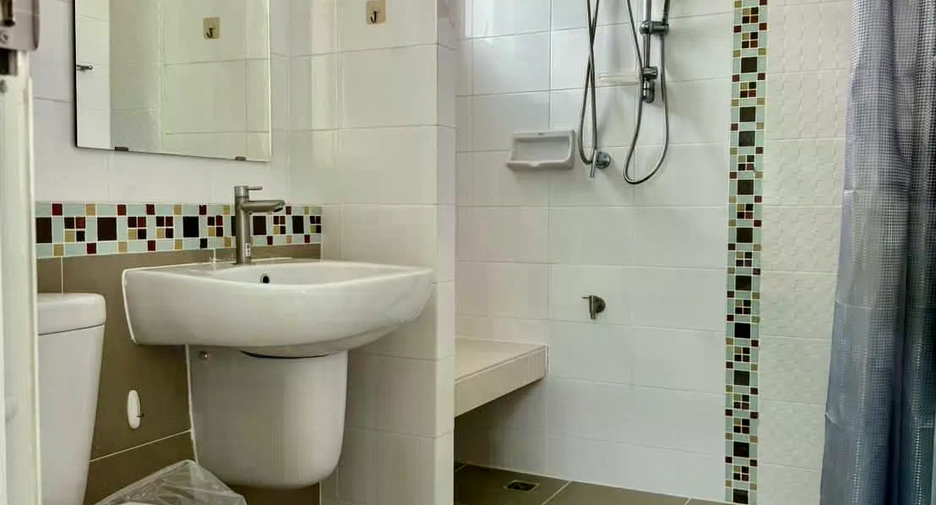Haus zur Miete mit 3 Zimmer in Mueang Chiang Mai, Chiang Mai