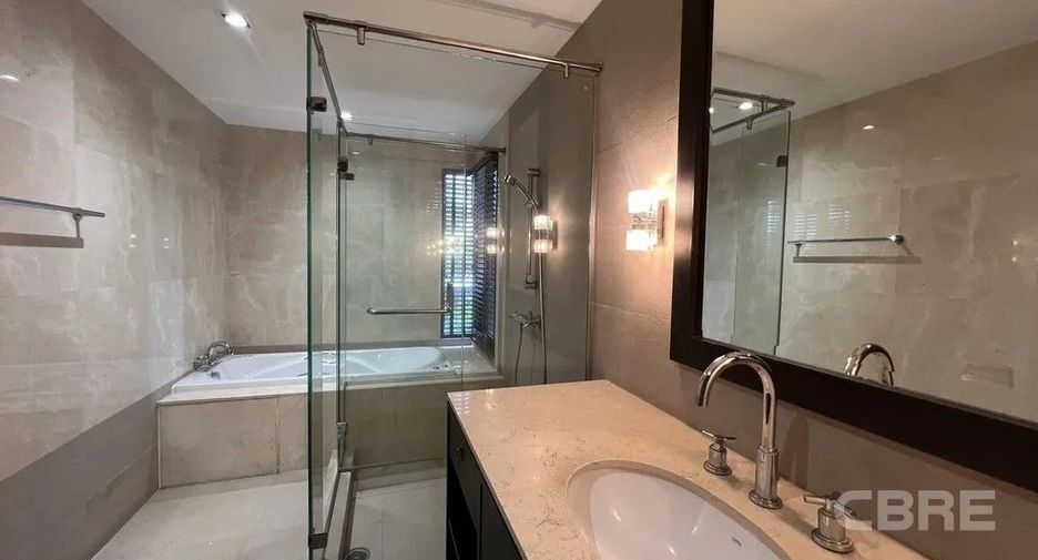 À vendre 3 chambres condo à Sathon, Bangkok