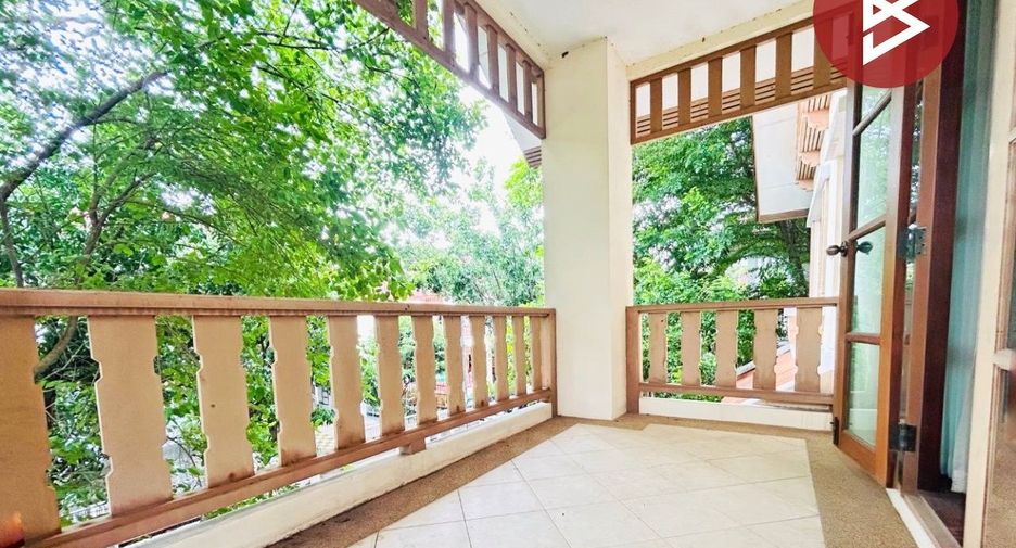 For sale 3 bedrooms house in Thung Khru, Bangkok