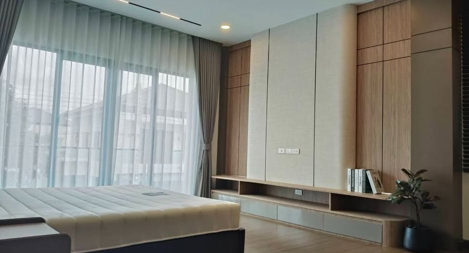 For rent 4 bedrooms house in Bang Phli, Samut Prakan