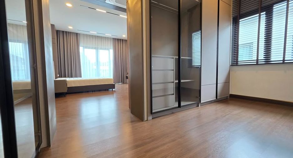 For rent 4 bedrooms house in Bang Phli, Samut Prakan