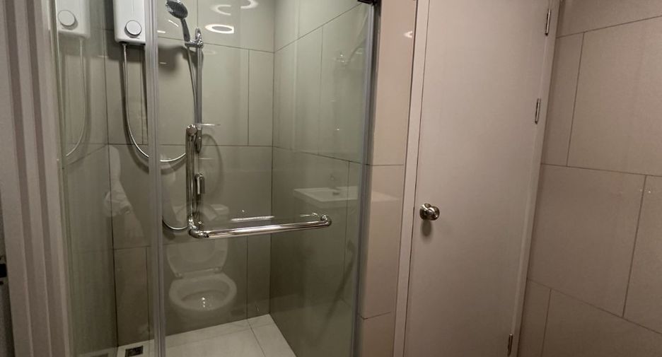 For rent 2 bedrooms condo in Bang Sue, Bangkok