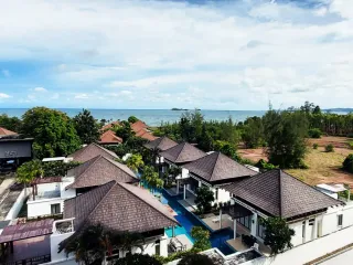 For sale 3 ベッドルーム condo in Klaeng, Rayong