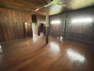 Haus zum Kauf mit 1 Zimmer in Mueang Lamphun, Lamphun