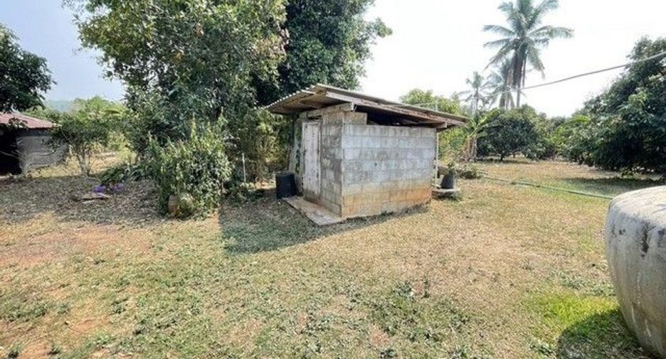 Haus zum Kauf mit 1 Zimmer in Mueang Lamphun, Lamphun