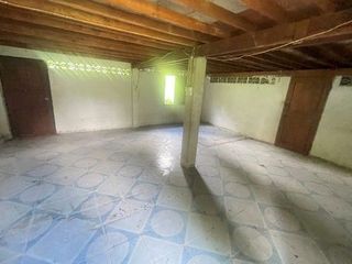 Haus zum Kauf mit 1 Zimmer in Mueang Lamphun, Lamphun
