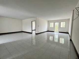 出售 1 卧室 商业空间 在 Chae Hom, Lampang