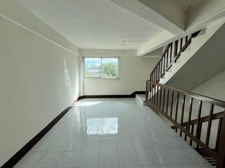 出售 1 卧室 商业空间 在 Chae Hom, Lampang