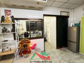 Casa adosada en venta de 2 habitaciones en Bang Sue, Bangkok