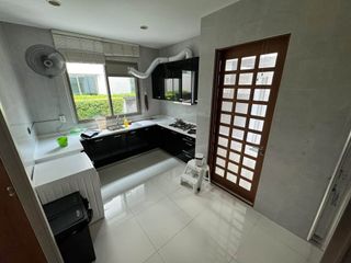 For rent 3 ベッドルーム house in Prawet, Bangkok