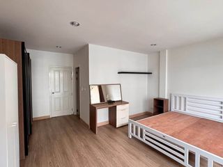 Reihenhaus zur Miete mit 3 Zimmer in Wang Thonglang, Bangkok