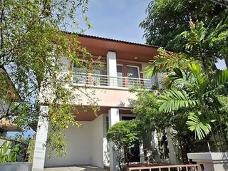 Casa en alquiler de 3 habitaciones en Wang Thonglang, Bangkok