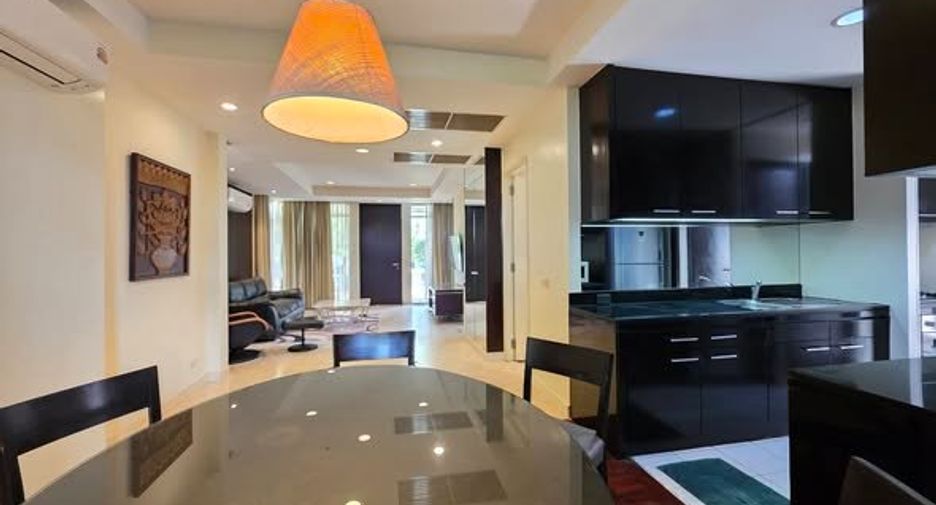 Casa en alquiler de 3 habitaciones en Wang Thonglang, Bangkok