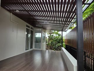 Casa en alquiler de 3 habitaciones en Wang Thonglang, Bangkok