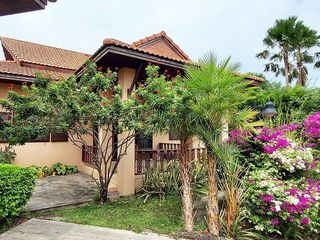 For sale 2 bedrooms villa in Mueang Chon Buri, Chonburi