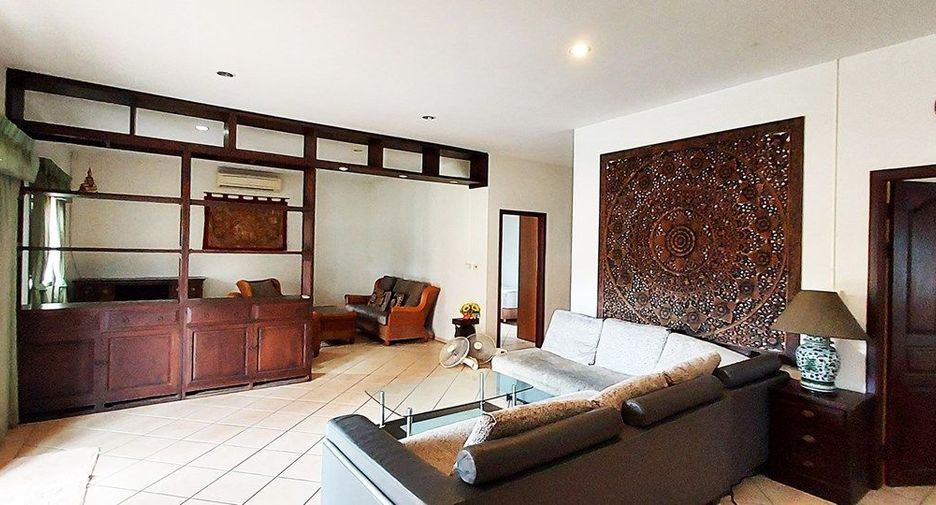 For sale 2 bedrooms villa in Mueang Chon Buri, Chonburi