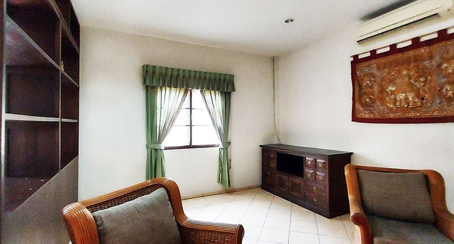 For sale 2 bedrooms villa in Mueang Chon Buri, Chonburi