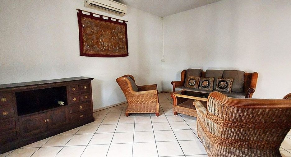 For sale 2 bedrooms villa in Mueang Chon Buri, Chonburi