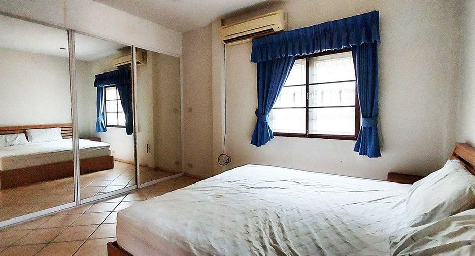 For sale 2 bedrooms villa in Mueang Chon Buri, Chonburi