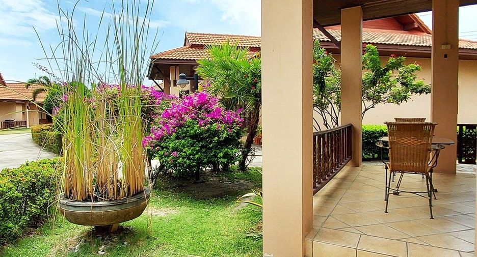 For sale 2 bedrooms villa in Mueang Chon Buri, Chonburi