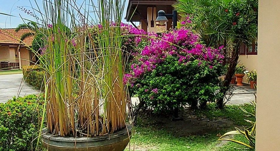 For sale 2 bedrooms villa in Mueang Chon Buri, Chonburi