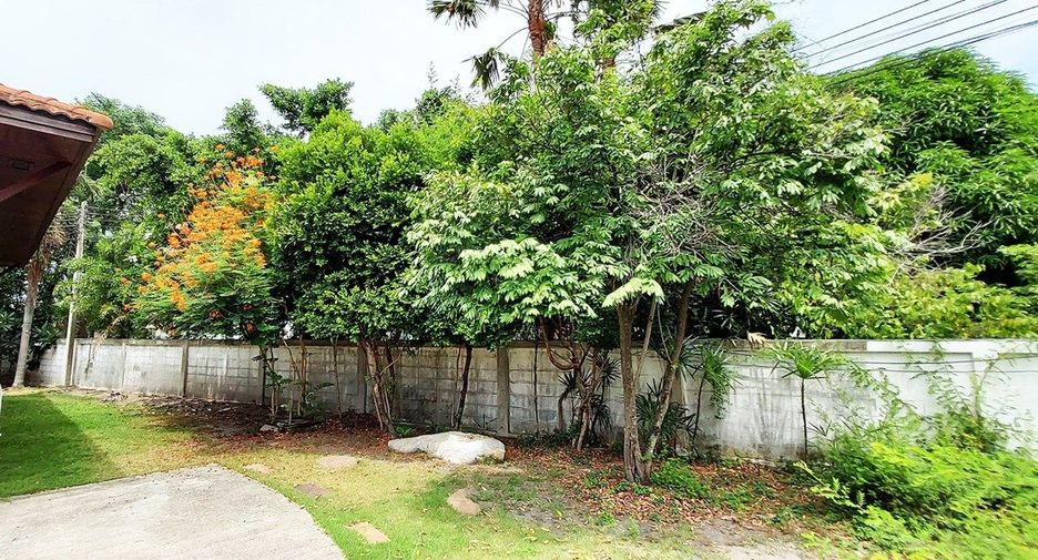 For sale 2 bedrooms villa in Mueang Chon Buri, Chonburi