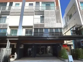À vendre 4 chambres maison à Bueng Kum, Bangkok