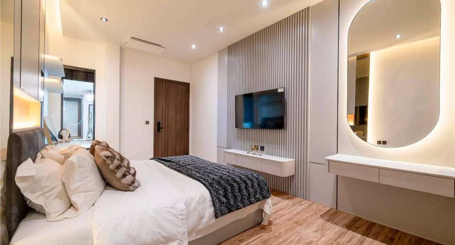Villa zum Kauf mit 5 Zimmer in Bang Lamung, Chonburi