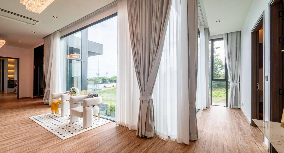 Villa zum Kauf mit 5 Zimmer in Bang Lamung, Chonburi