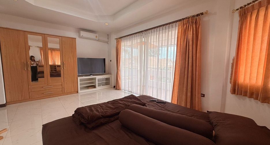 For rent 4 bedrooms house in Bang Lamung, Chonburi