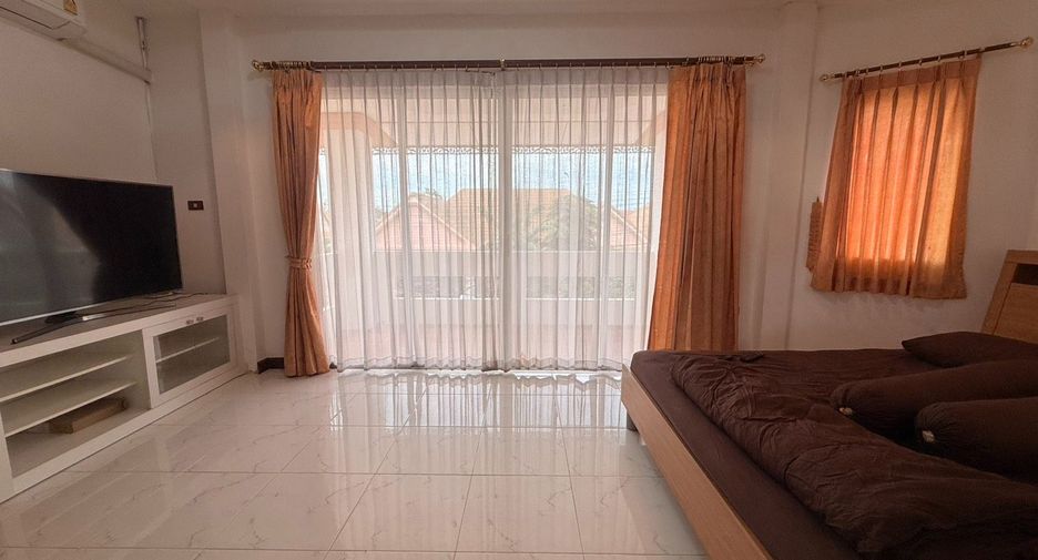 For rent 4 bedrooms house in Bang Lamung, Chonburi