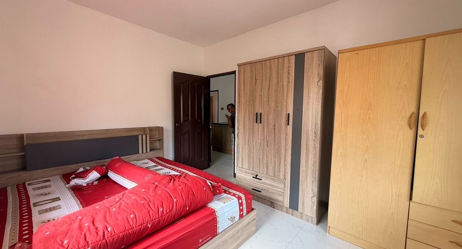 For rent 4 bedrooms house in Bang Lamung, Chonburi